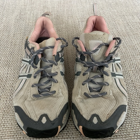 Asics Trail Women’s Size 6.5 - Picture 2 of 5